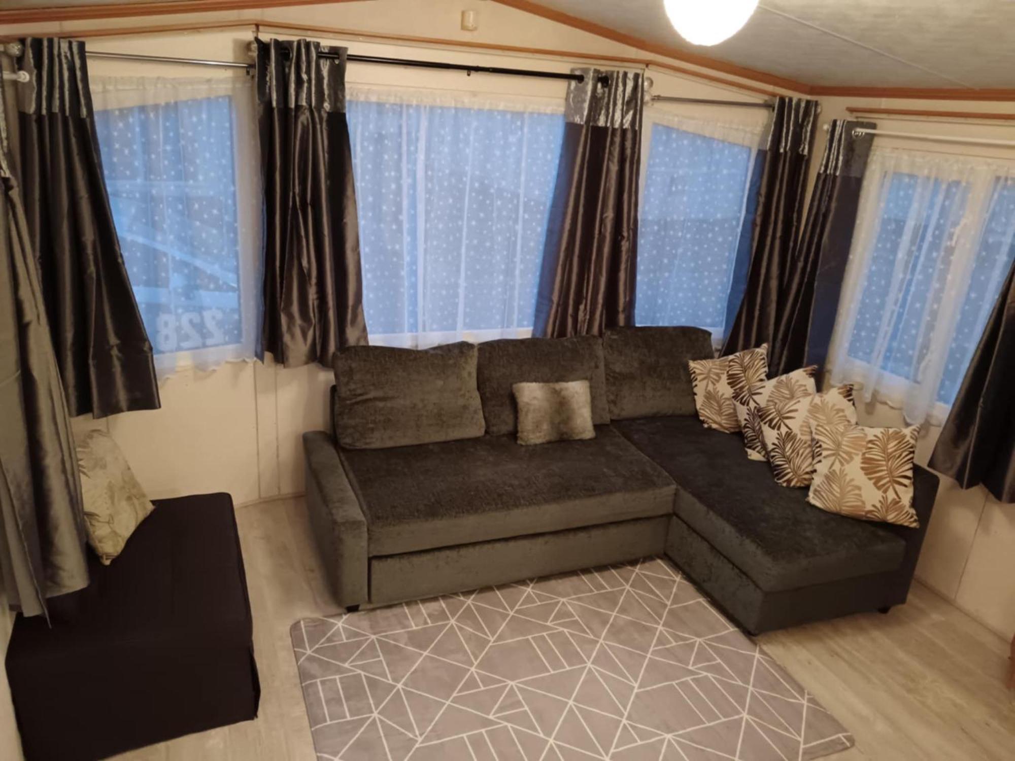 Lovely 3 Bedroom 8 Berth Caravan In Rhyl Exteriör bild